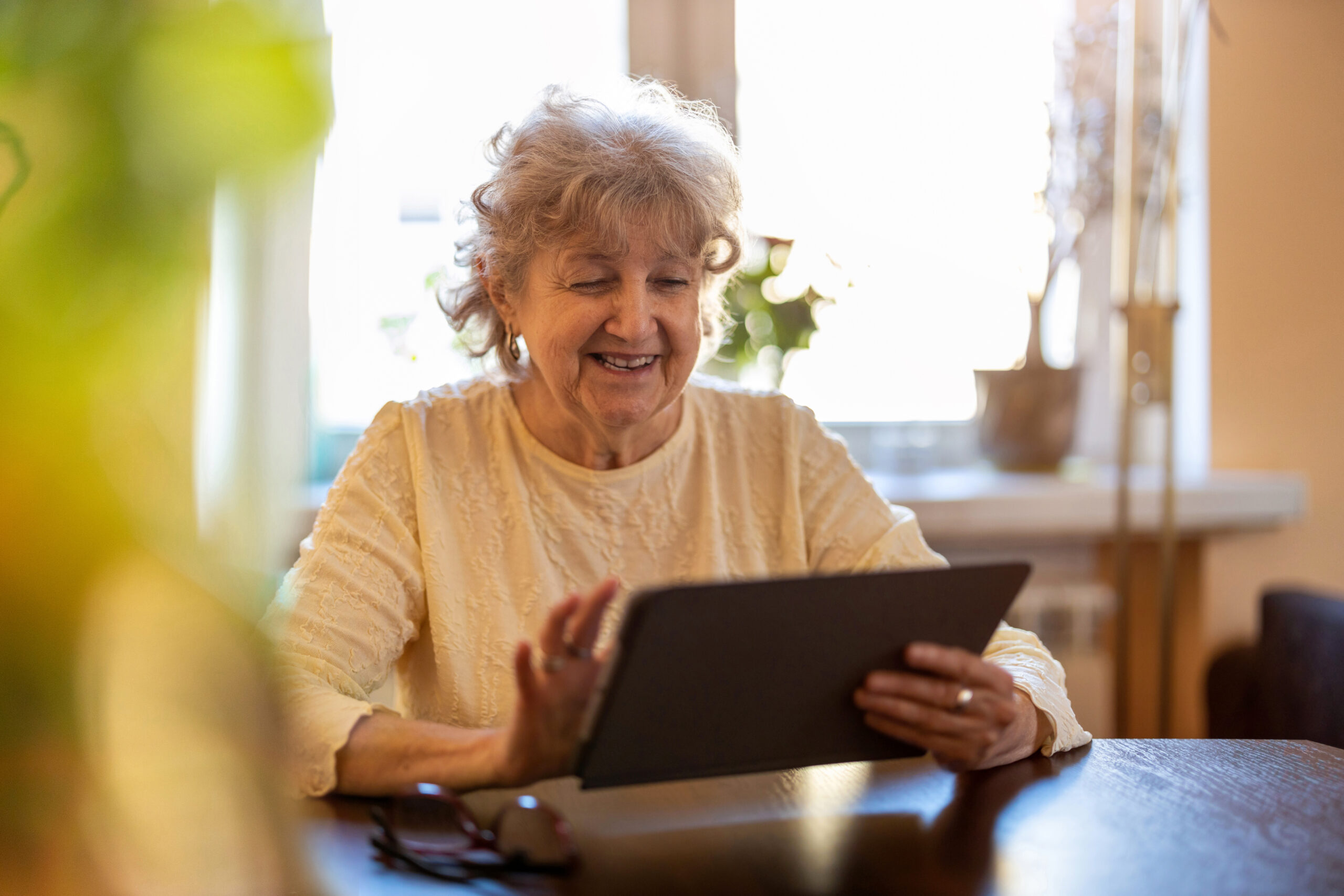 Digitale zorg en ondersteuning voor thuiswonende ouderen. Hoe dan? #Zodus!