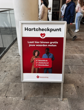 SROI Hartcheckpunten: laagdrempelige checks in de wijk leveren tot € 14,4 miljoen maatschappelijke waarde op in vijf jaar.